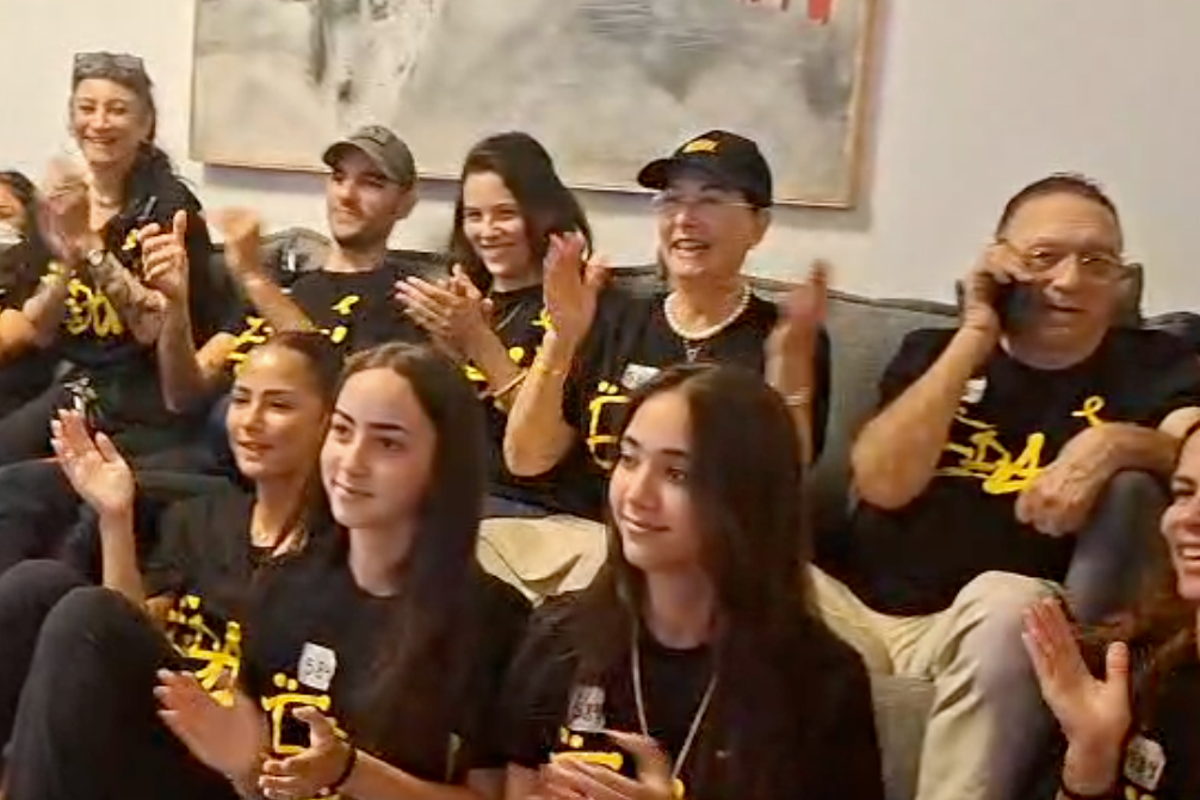 Moment Edan Alexander’s family witnesses release from Hamas captivity