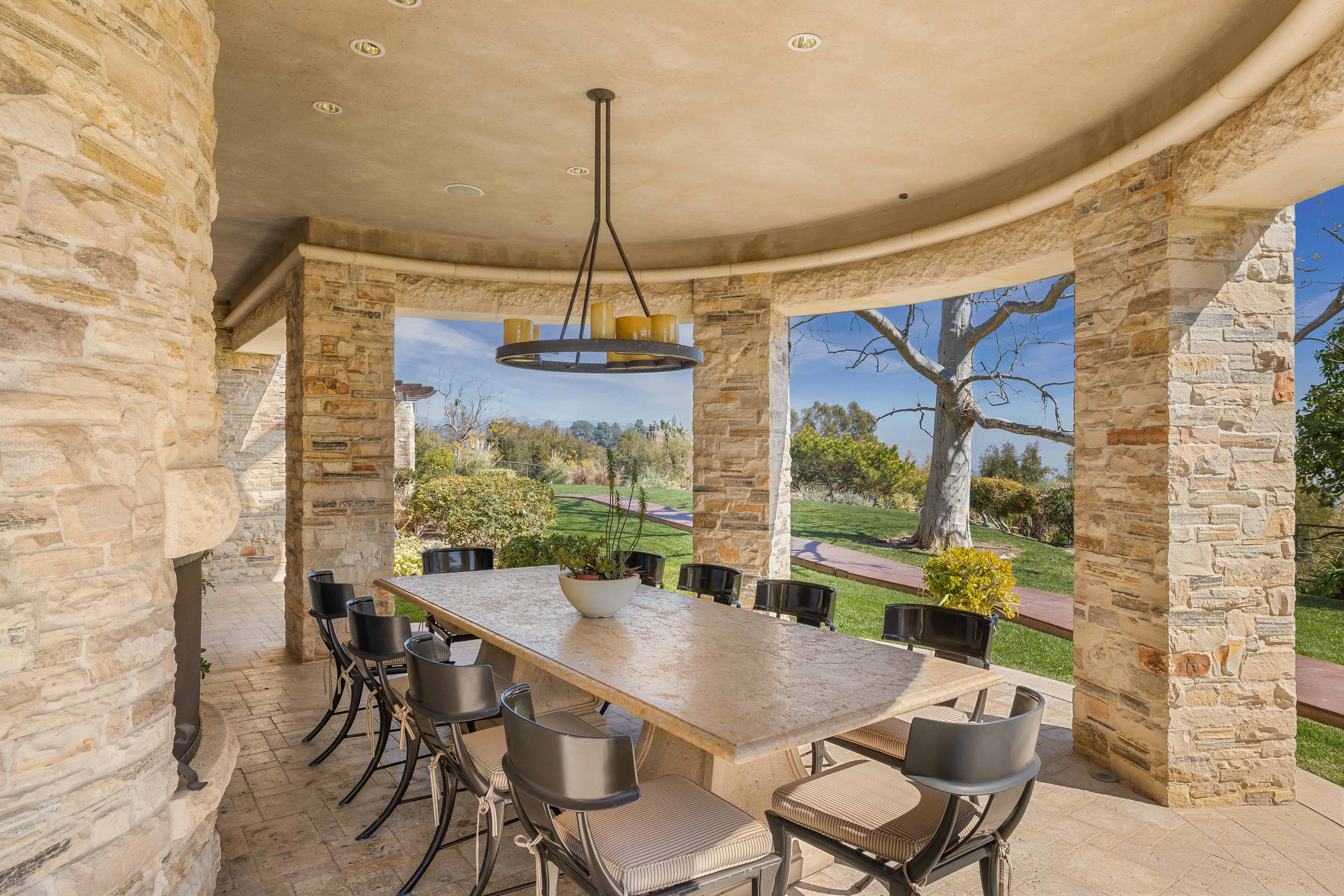 The estate is being listed for $59,995,000