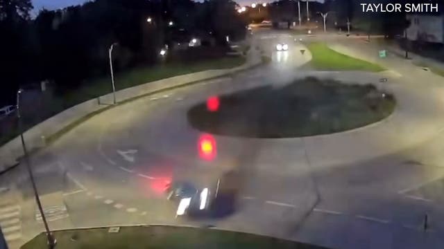 <p>Speeding driver goes airborne after hitting roundabout in Dallas</p>
