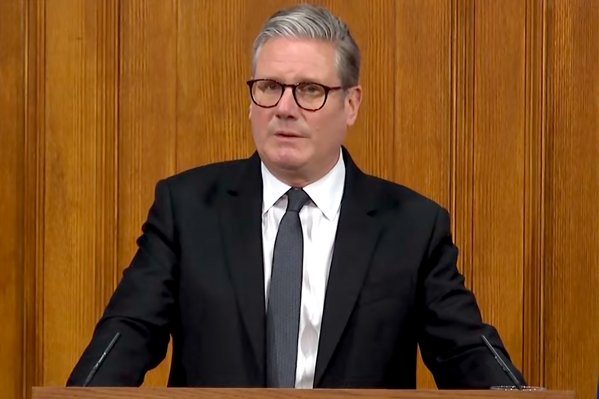 UK politics live: Minister denies Starmer’s ‘island of strangers’ comment is anti-migrant as backlash grows