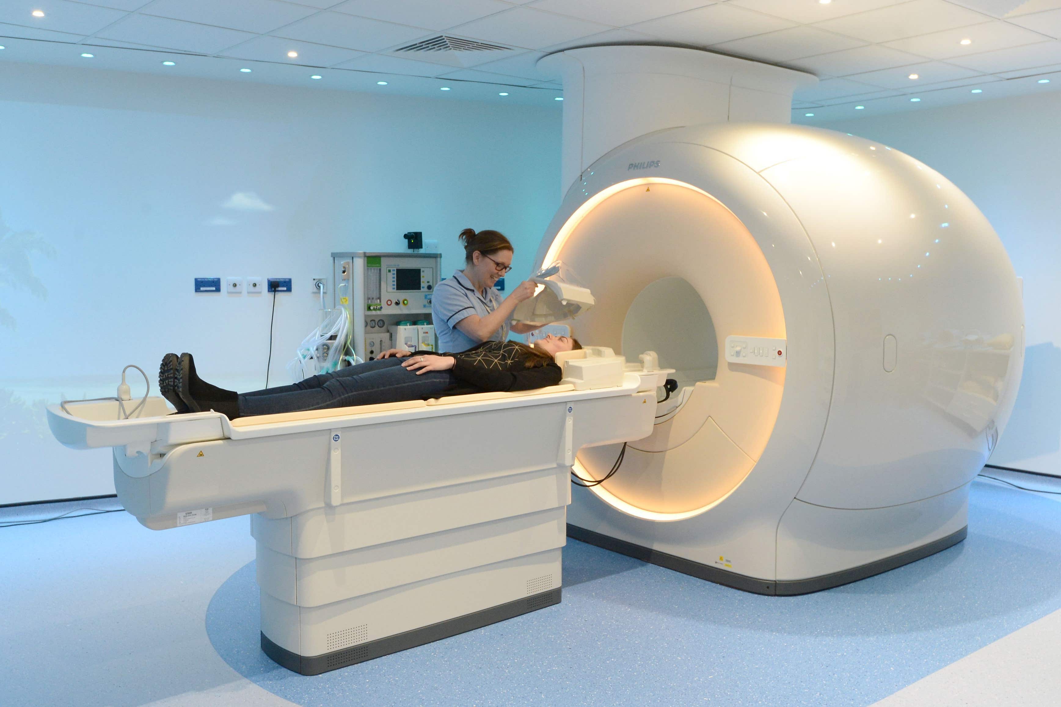 A ‘simple’ MRI scan can spot the risk of heart disease ten years early, scientists have announced (Anna Gowthorpe/PA)