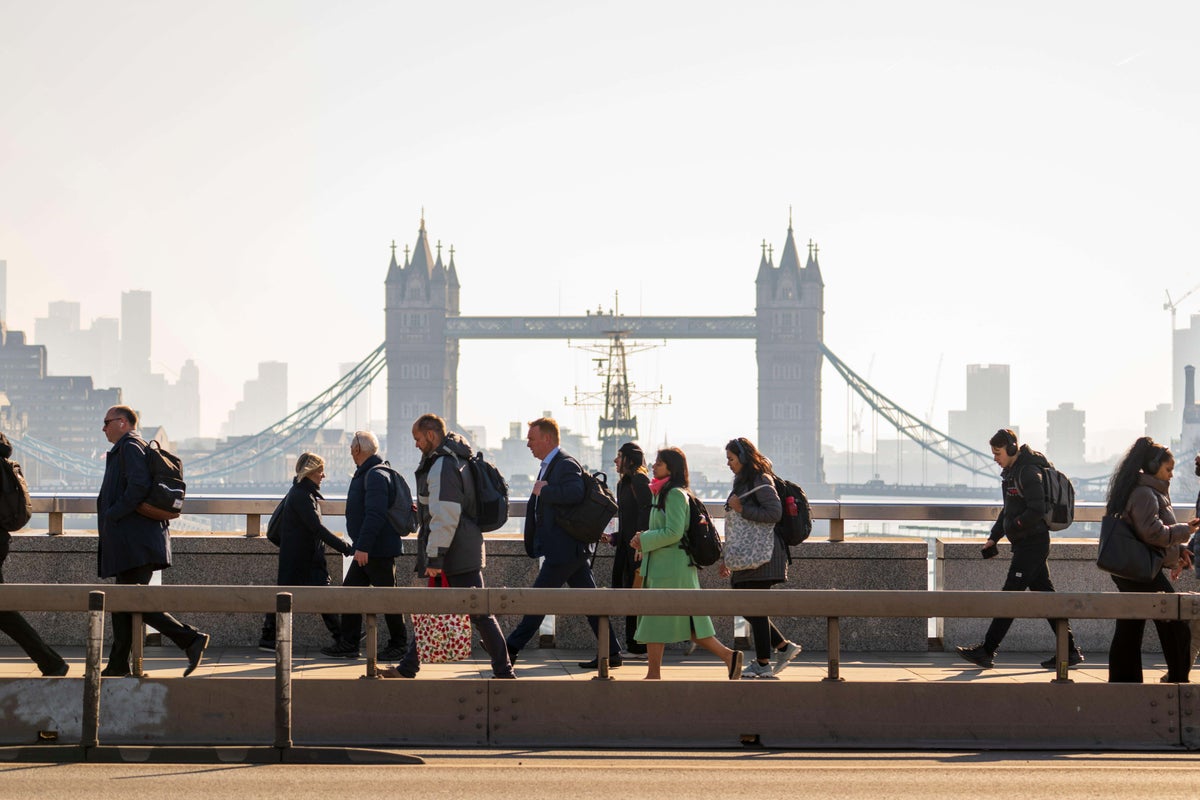 Unemployment rate hits near four-year high as wage growth falls – ONS