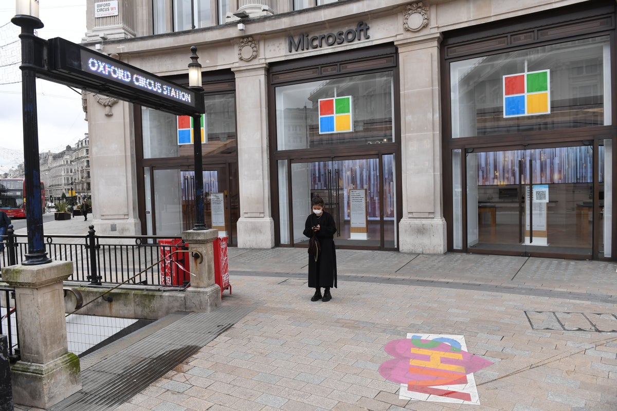 Microsoft facing multibillion-pound legal claim over software licence pricing