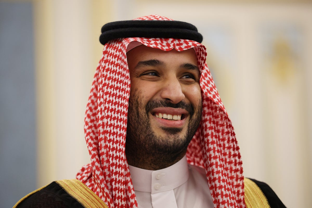 Saudi Arabia signs pact with nuclear-armed Pakistan in signal to Israel