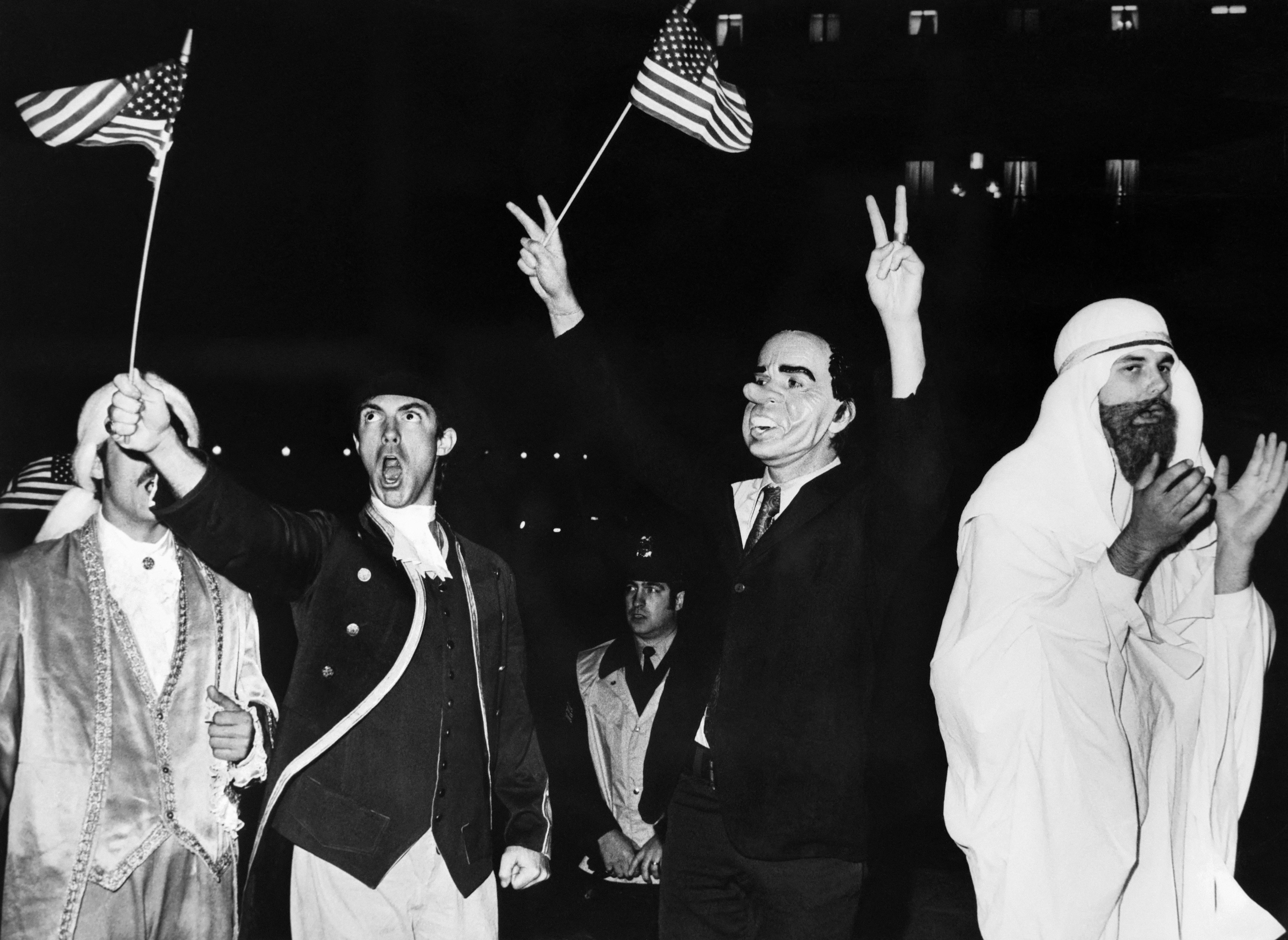 People demonstrated against President Richard Nixon and for the implementation of the impeachment proceedings on 30 January 1974