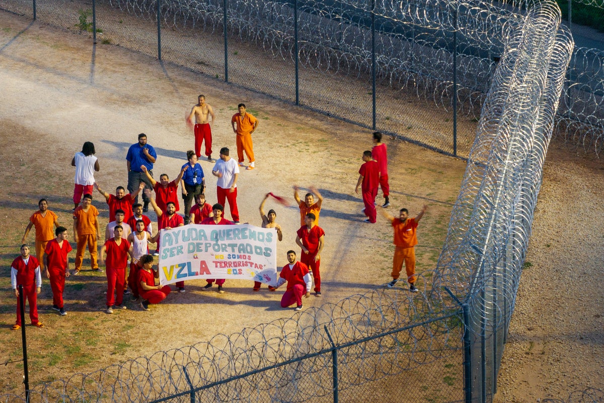https://static.independent.co.uk/2025/05/13/17/05/Immigration-Detainees-Held-At-Texas-Facility-splrae46.jpeg?width=1200&height=800&crop=1200:800