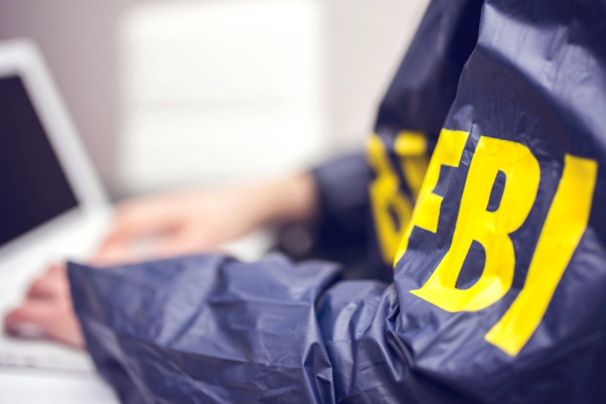 FBI-trained expert reveals which body part can reveal if someone is lying — and it’s not what you think