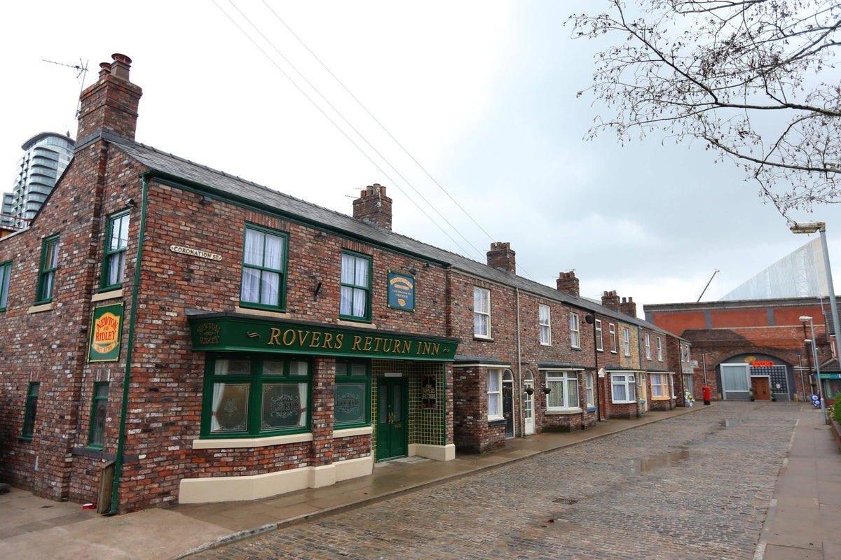 Coronation Street stalwart Sally Ann Matthews to leave soap
