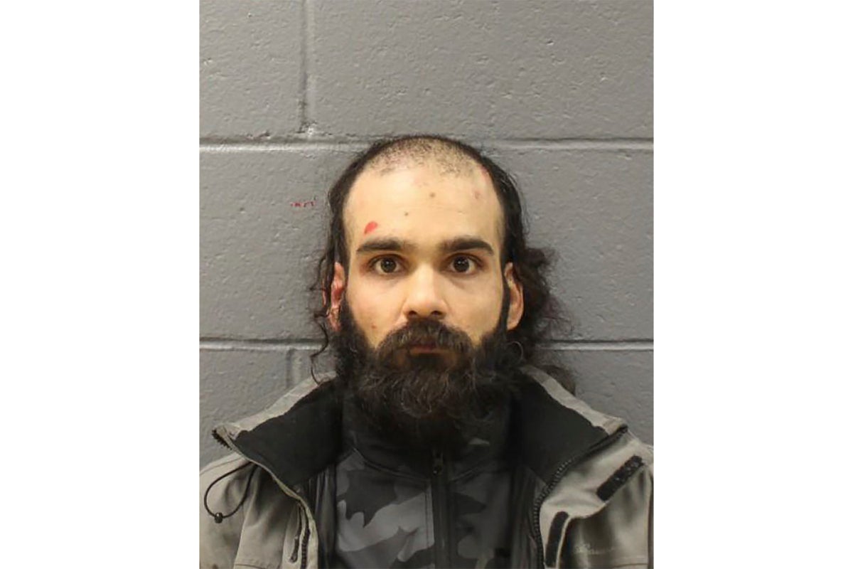Massachusetts man pleads guilty to attacking a flight attendant with a broken spoon