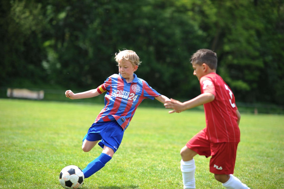 7 tricks and tips to encourage your child to get into sport