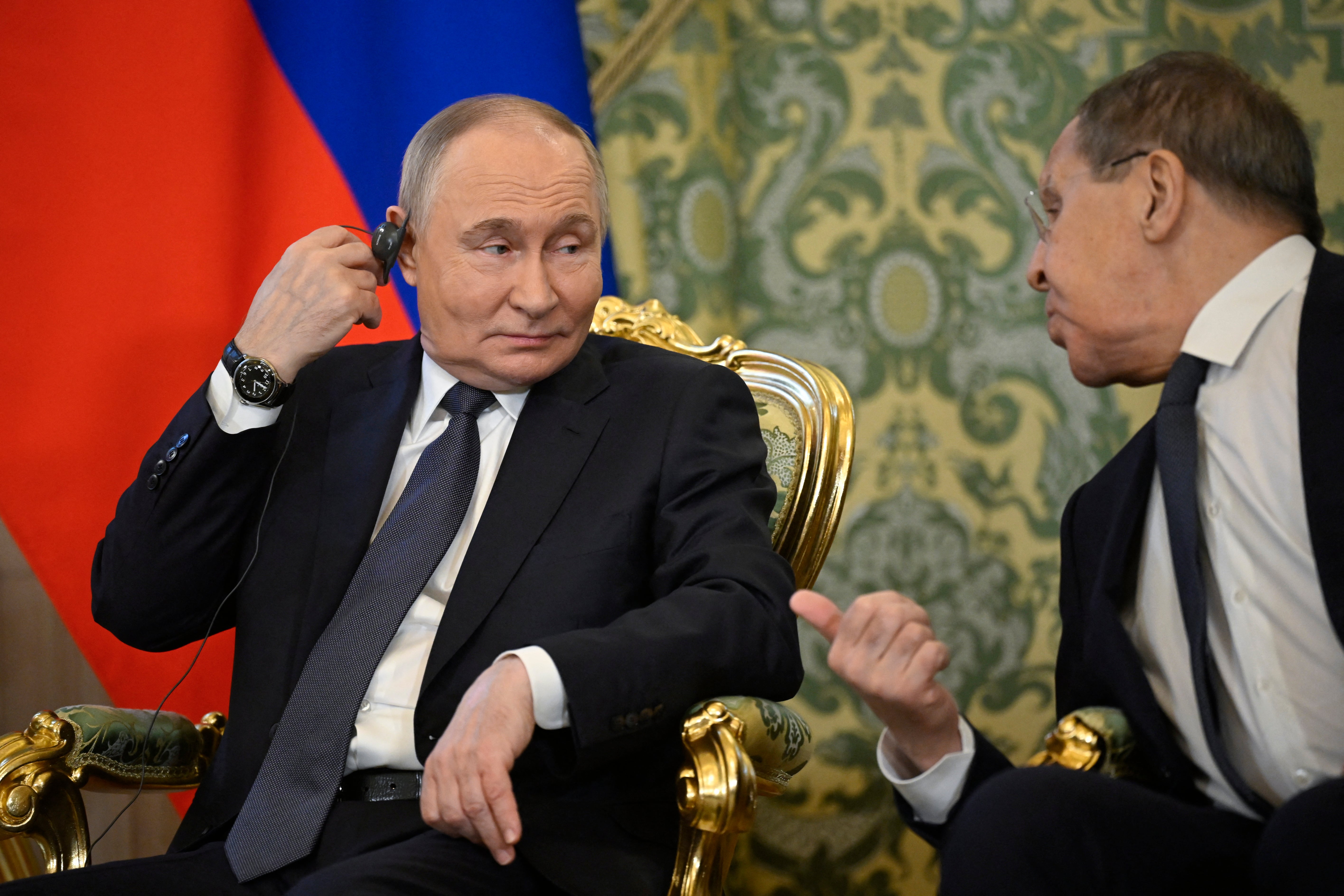 Putin has not confirmed yet whether he would attend the conversations he called in Turkey