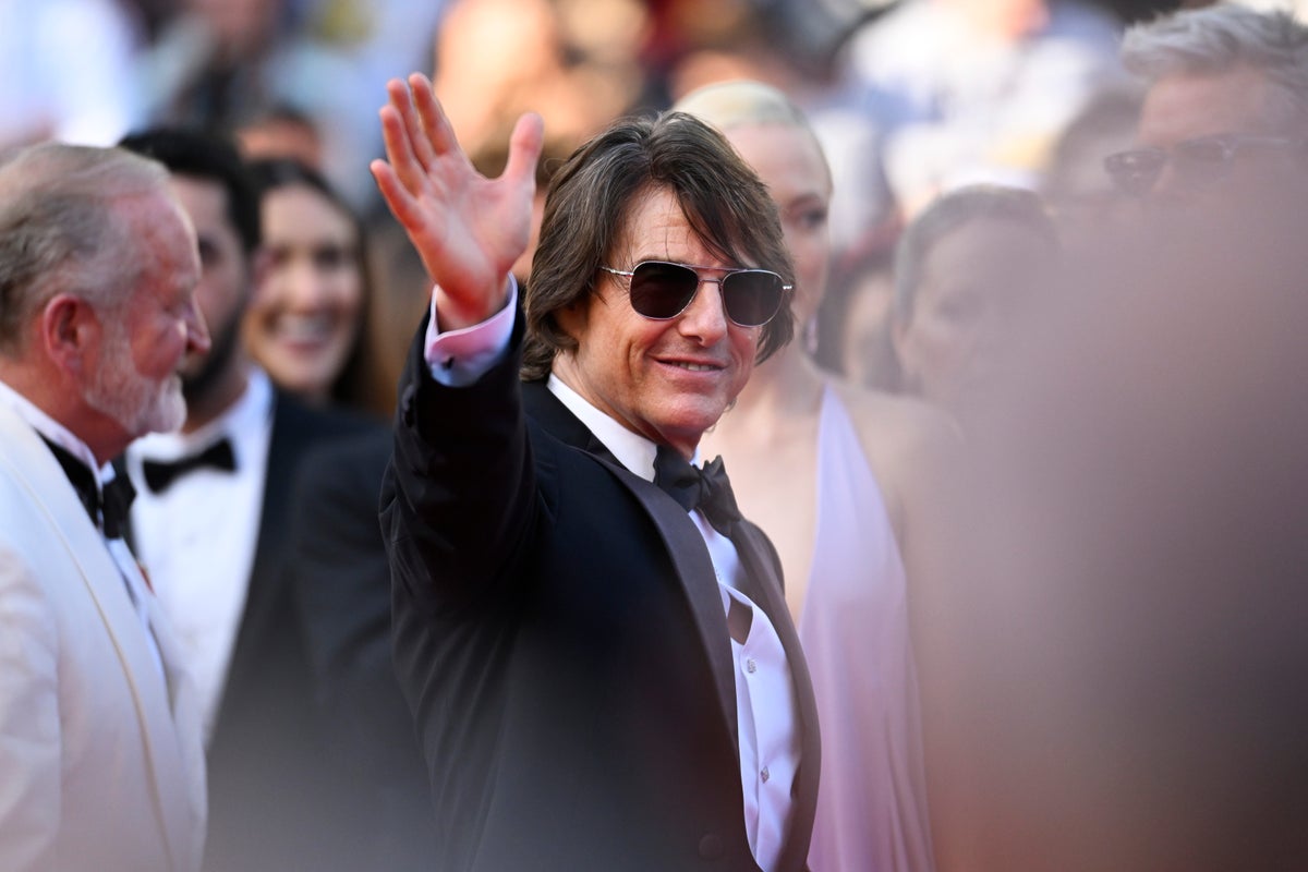 Tom Cruise receives nearly 8-minute standing ovation at Cannes premiere of final Mission: Impossible film
