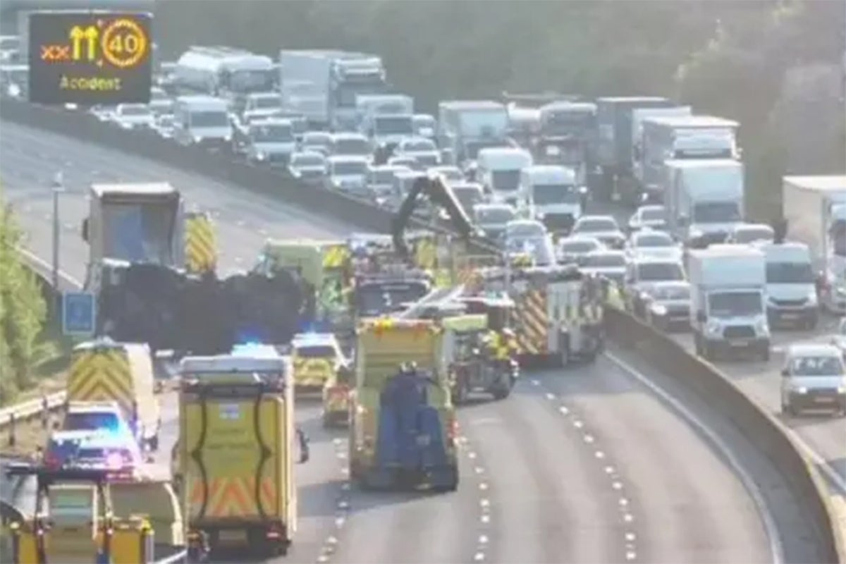 Severe delays on M25 and sections closed after waste lorry overturns Severe delays on M25 and sections closed after waste lorry overturns