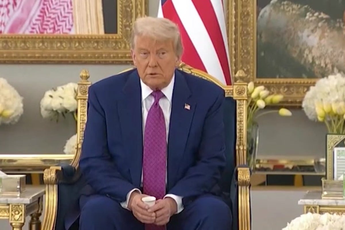 Donald Trump refuses to drink coffee during Saudi Arabia ceremony