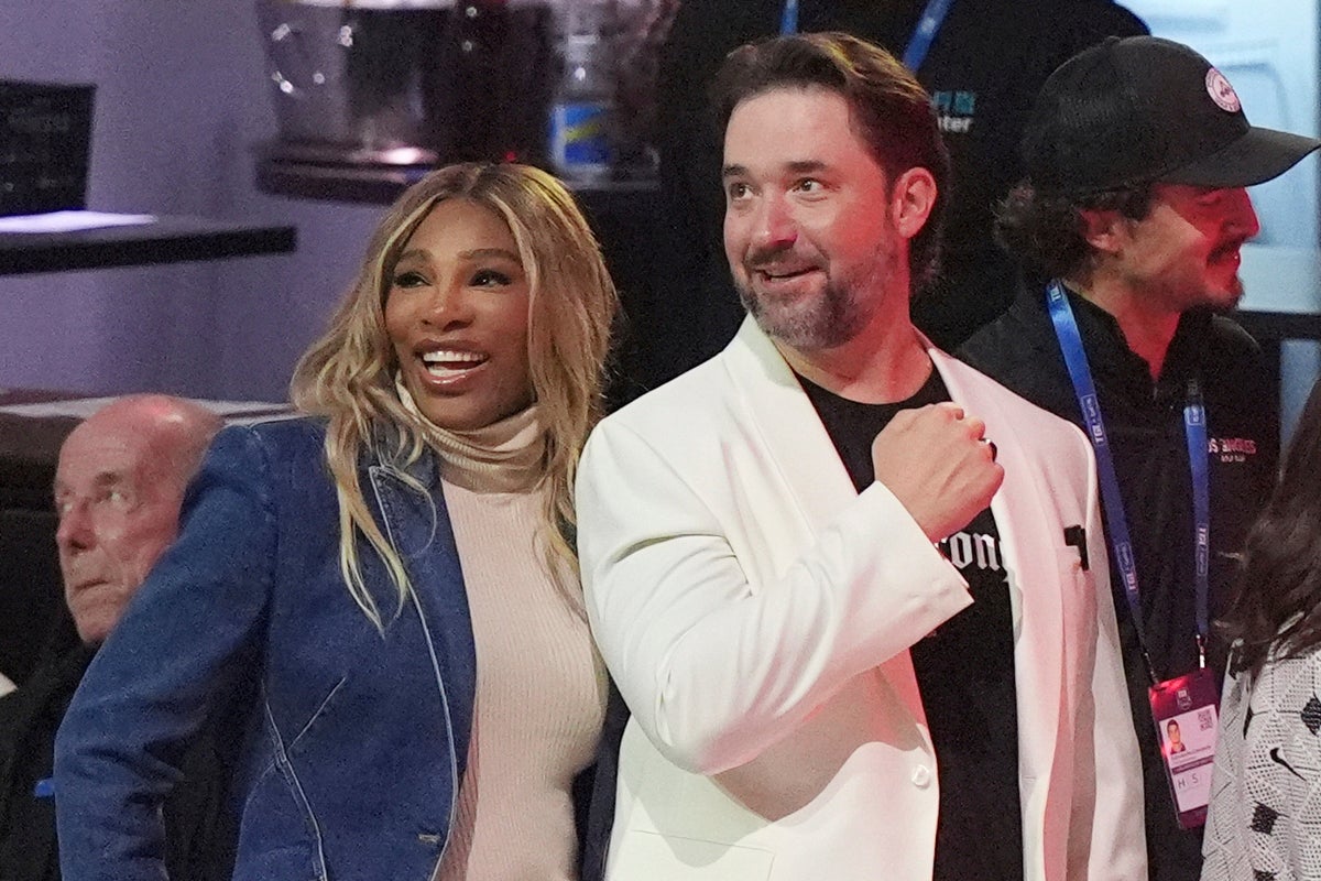 Alexis Ohanian buys stake in Chelsea's women's soccer team