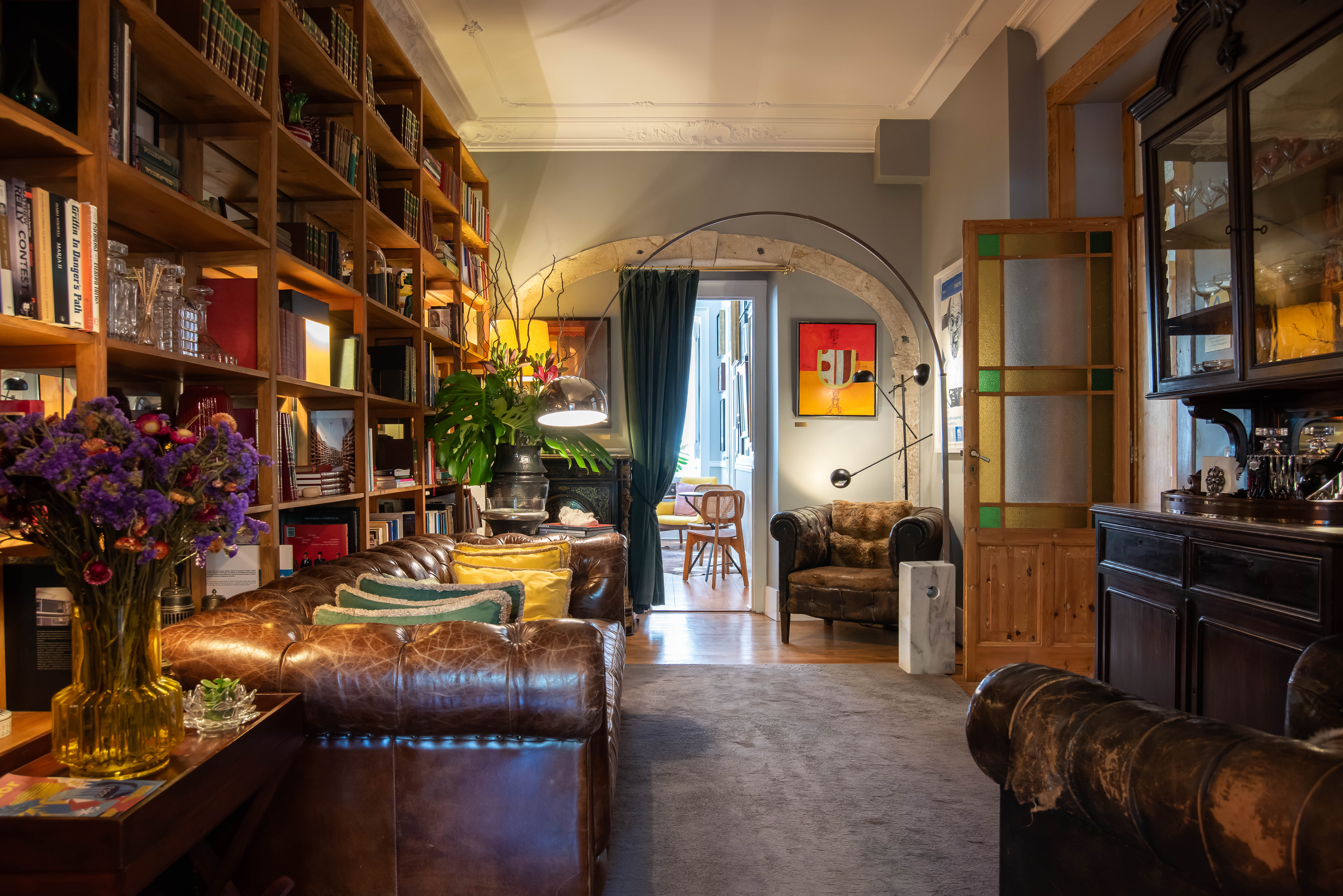 Casa do Barão is complete with its own endearing little library