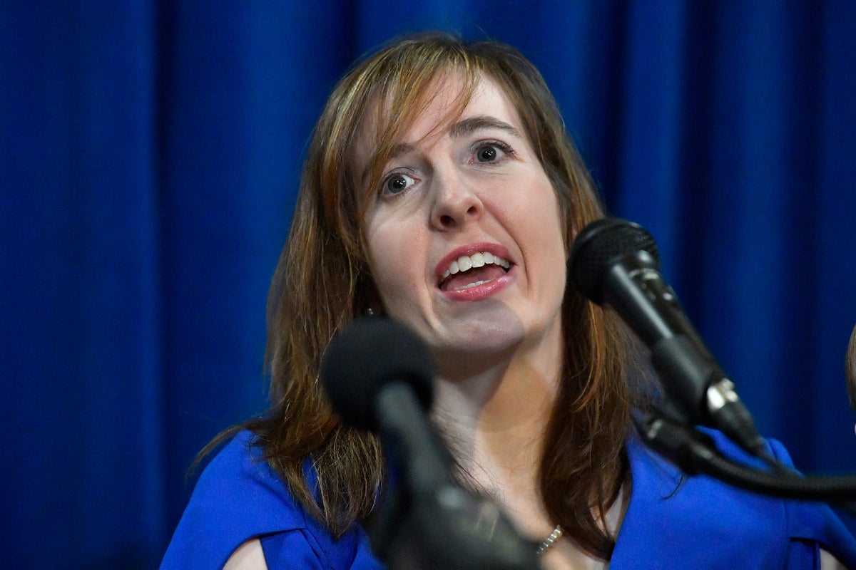 Kentucky auditor sues governor in bid to end dispute blocking kinship care law