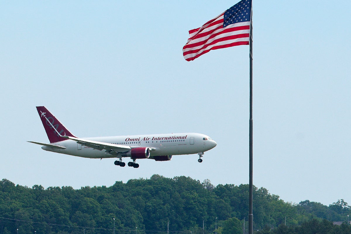 Plane carrying ICE detainees stranded on tarmac for 13 hours amid brutal storm in New Hampshire, report says