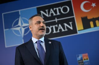 Ukraine-Russia war latest: Zelensky to send team to Istanbul talks but dares Putin to ‘demonstrate leadership’  www.independent.co.uk