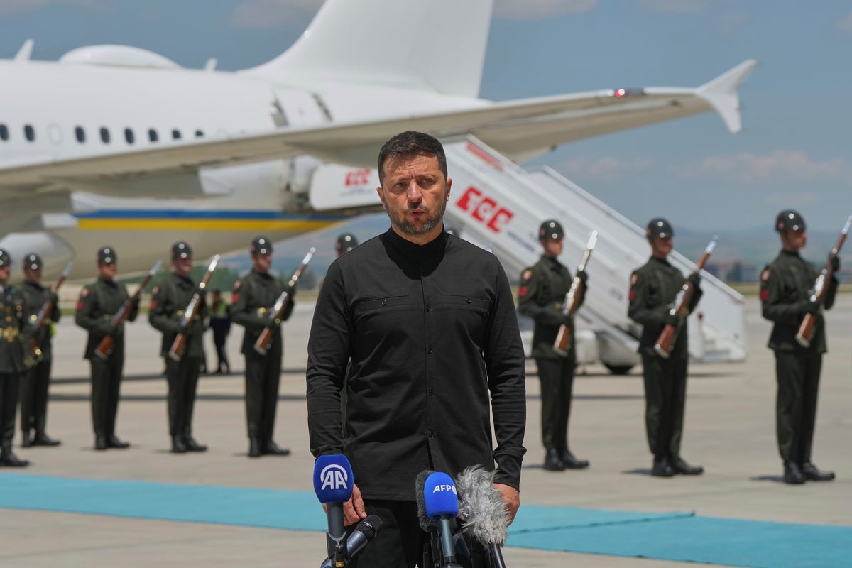 Ukraine-Russia war latest: Zelensky hits out at Putin’s ‘stand-in props’ at Turkey peace talks after snub