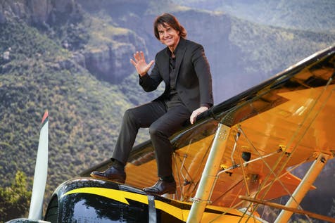 <p>Tom Cruise landed a world record for a death-defying stunt</p>
