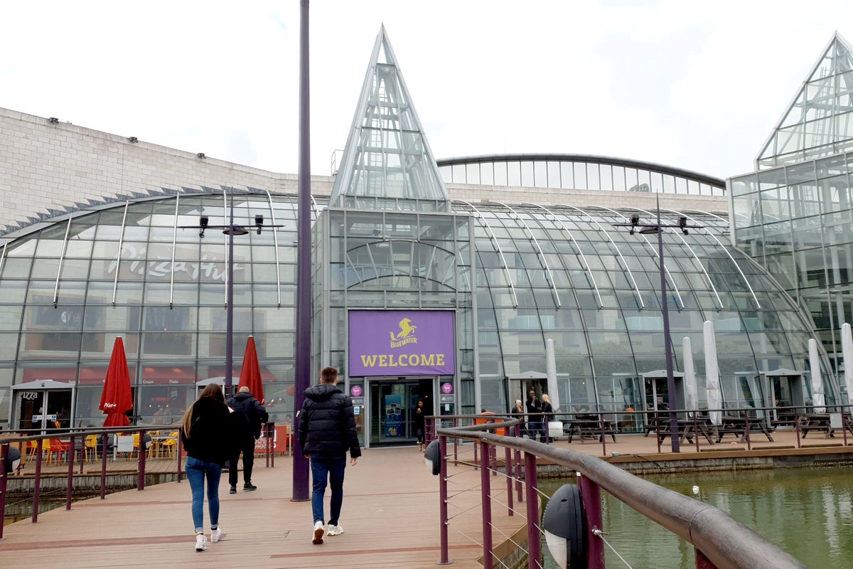 Landsec swings to profit as London rents rise and shops get bigger