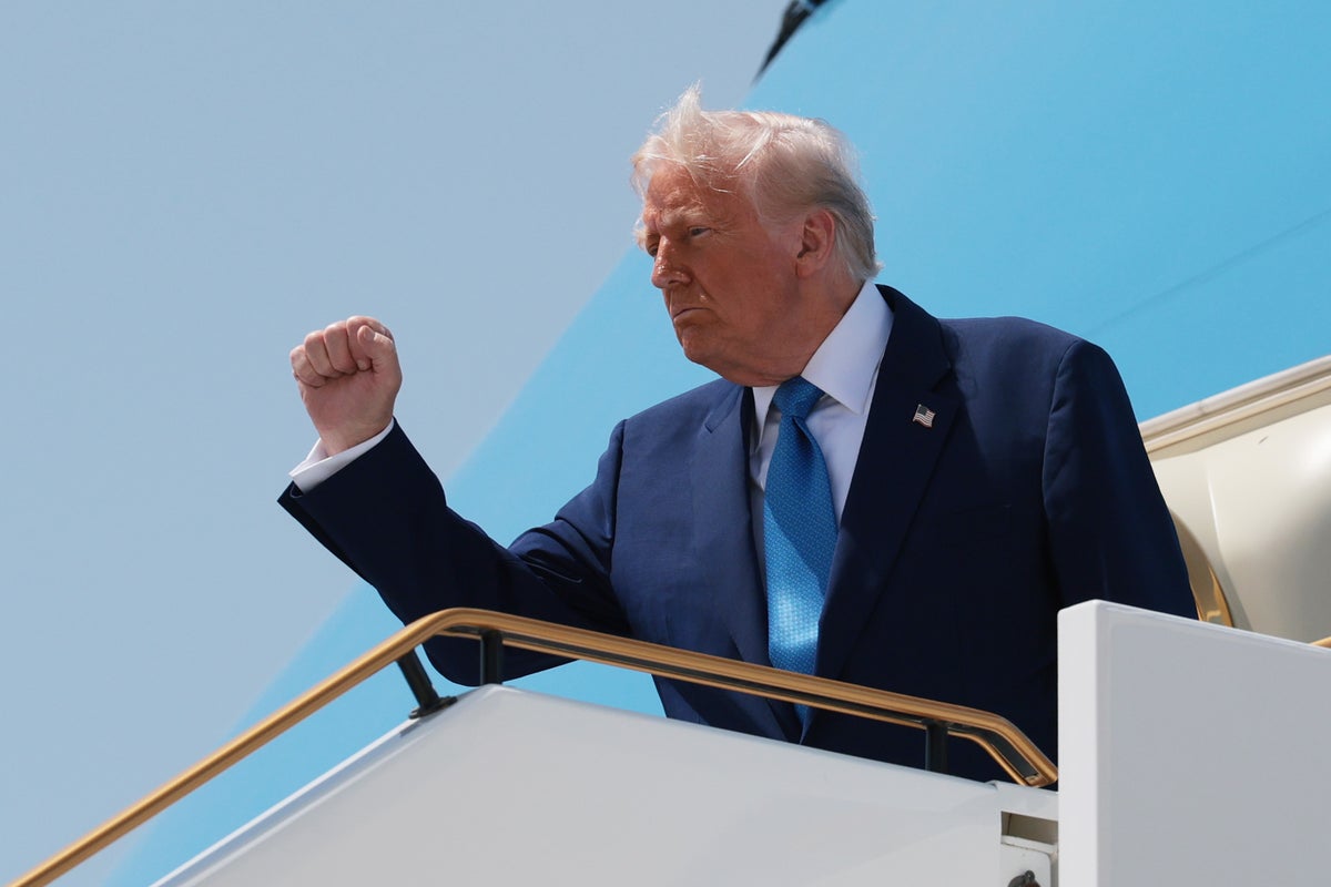 Trump gripes again about AF1 as he departs Middle East: “I leave now and ...