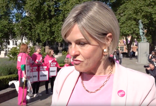 Esther Rantzen’s daughter pauses emotional assisted dying interview