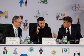 Україна востаннє: дев’ять загиблих під час російського страйку в автобусі Україна востаннє: дев’ять загиблих під час російського страйку в автобусі