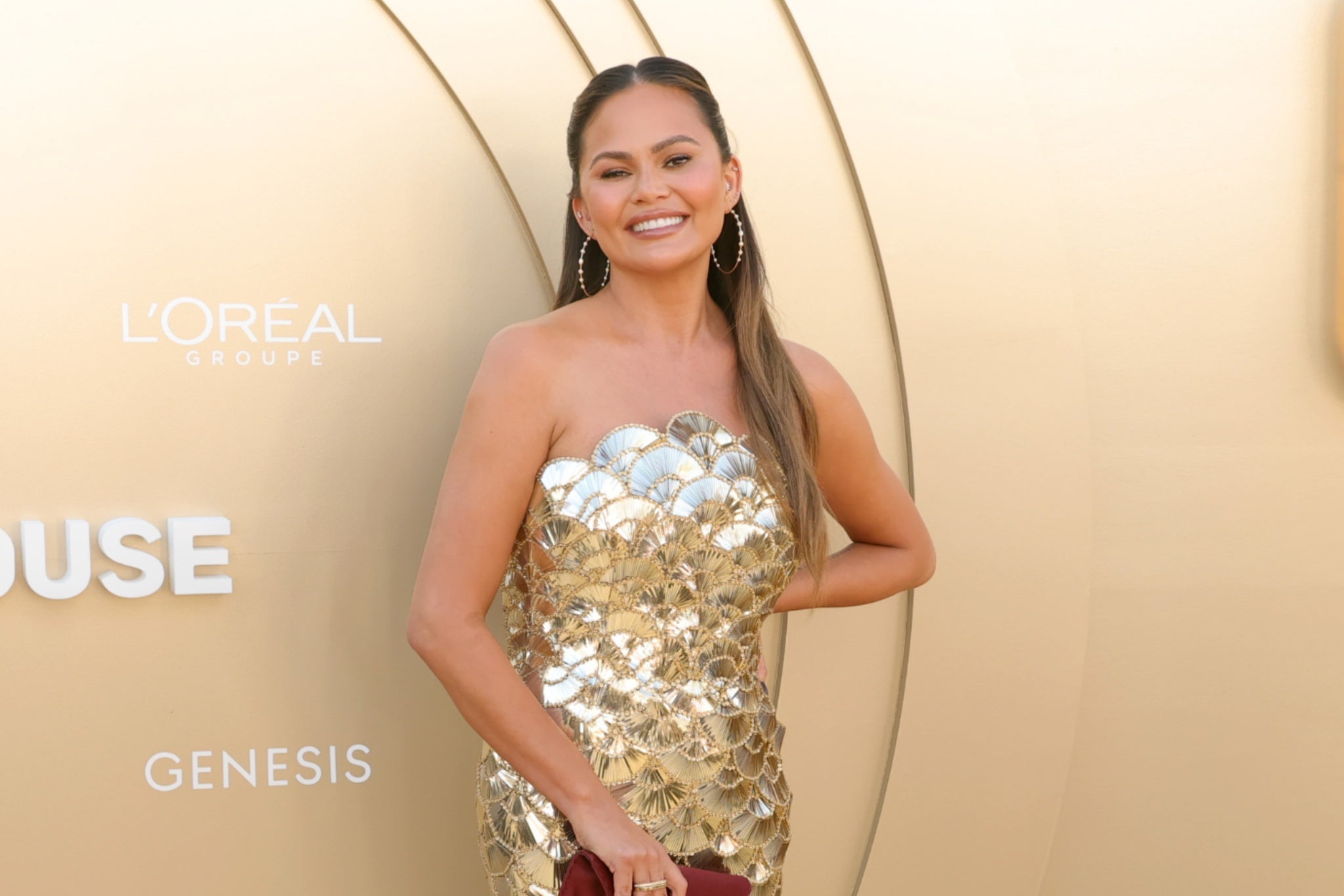 ‘I am one hundred percent pissed that I can’t be normal and have a cocktail with my husband on vacay without it turning into 8,’ Teigen wrote on Instagram