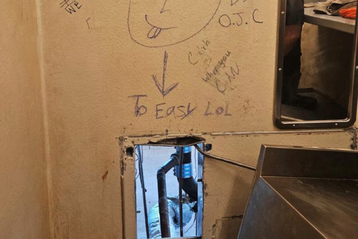 Critics blast hourslong gap before officials disclosed 10 inmates escape from New Orleans jail