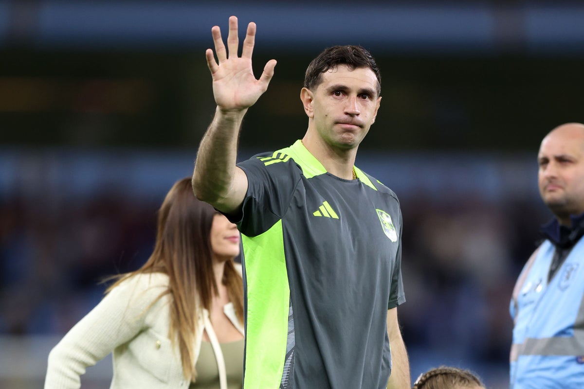 Emi Martinez waves tearfully to Villa Park as Unai Emery offers no assurances over future