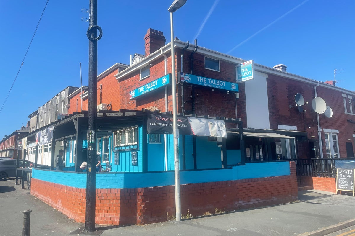 Inside the UK’s first Reform pub with beer, black pudding baps and Belinda Carlisle