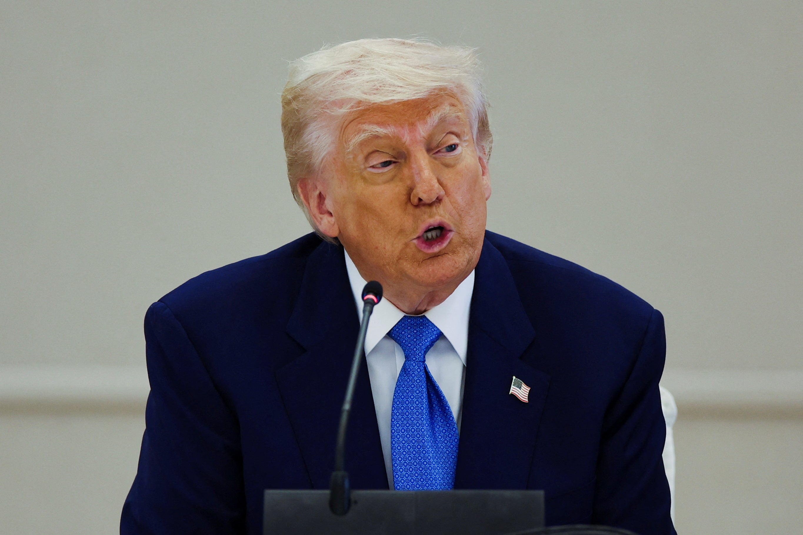 Chinn Donald Trump filleadh ar na Stáit Aontaithe Mheiriceá