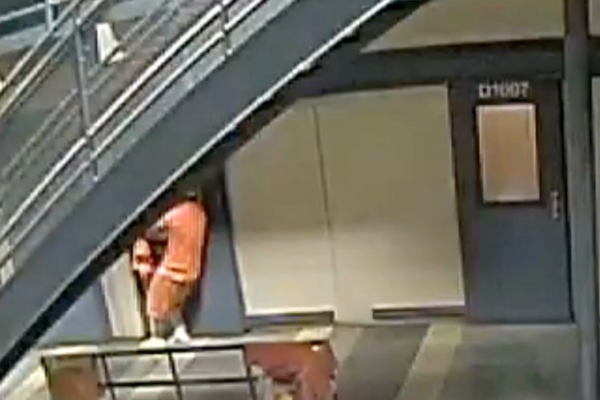 Maintenance worker arrested for aiding New Orleans jail escape says inmates threatened to ‘shank’ him Maintenance worker arrested for aiding New Orleans jail escape says inmates threatened to ‘shank’ him