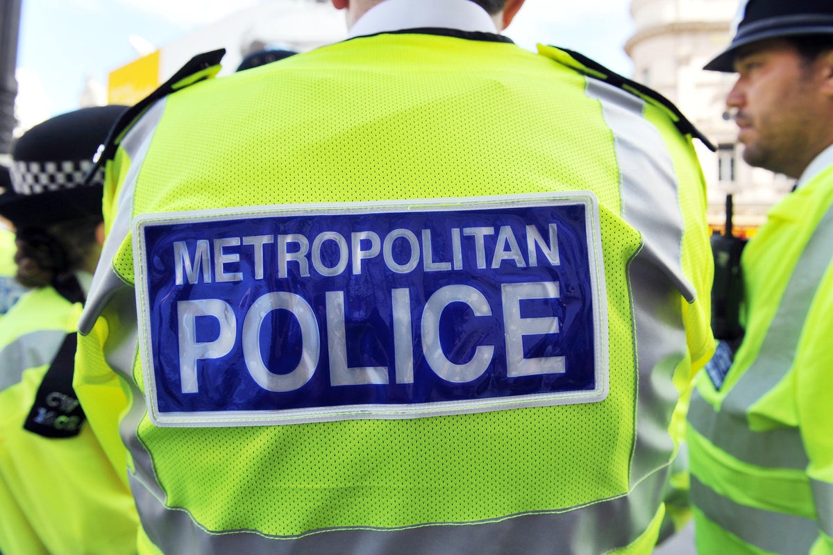 Urgent manhunt launched after five stabbed at event in south London