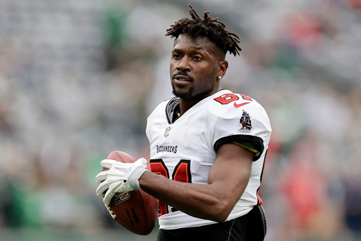 Former NFL star Antonio Brown says he was ‘jumped’ at kickboxing match after video of altercation goes viral