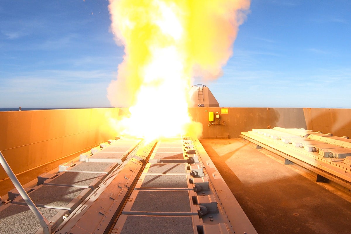 Dramatic video shows Royal Navy warship HMS Dragon shooting down supersonic missile
