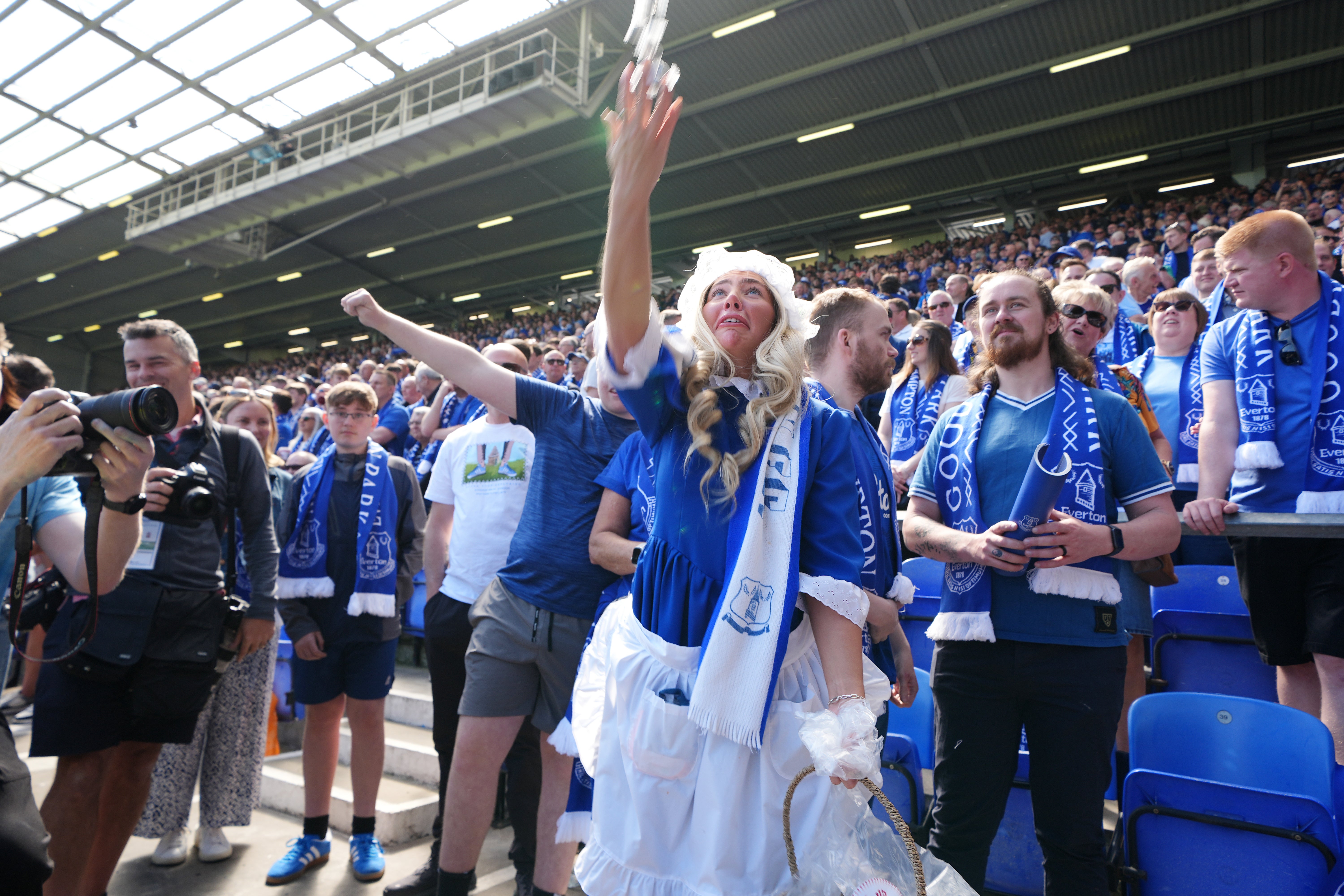 Emotions were high as Goodison Park’s last ever Premier League game kicked off