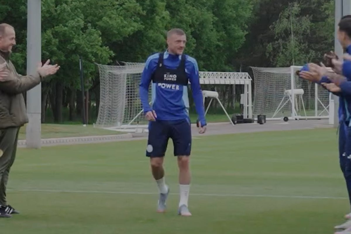 Leicester give Jamie Vardy emotional send-off as he trains for final time as Fox