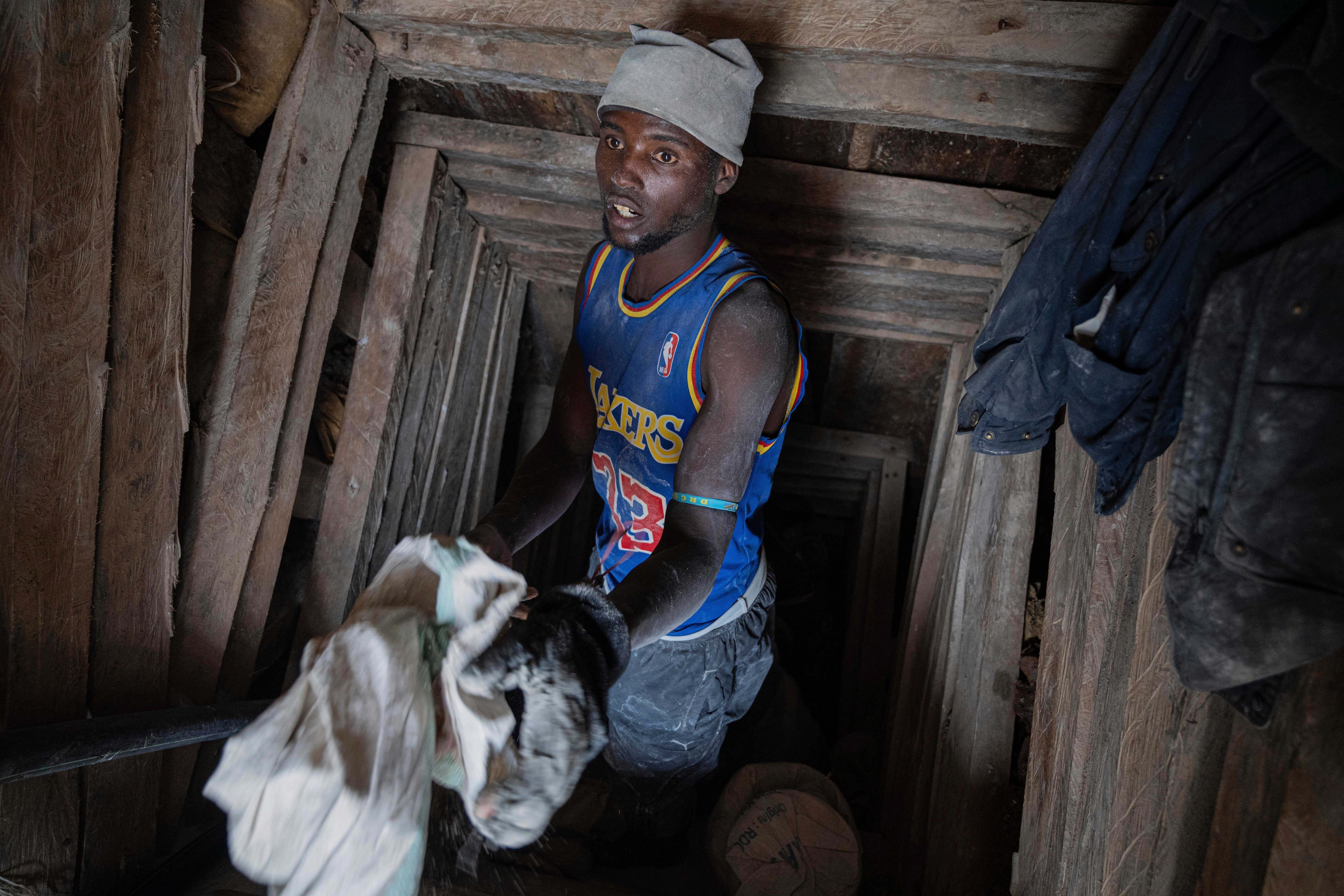 A worker at the D4 Gakombe coltan mine in Rubaya