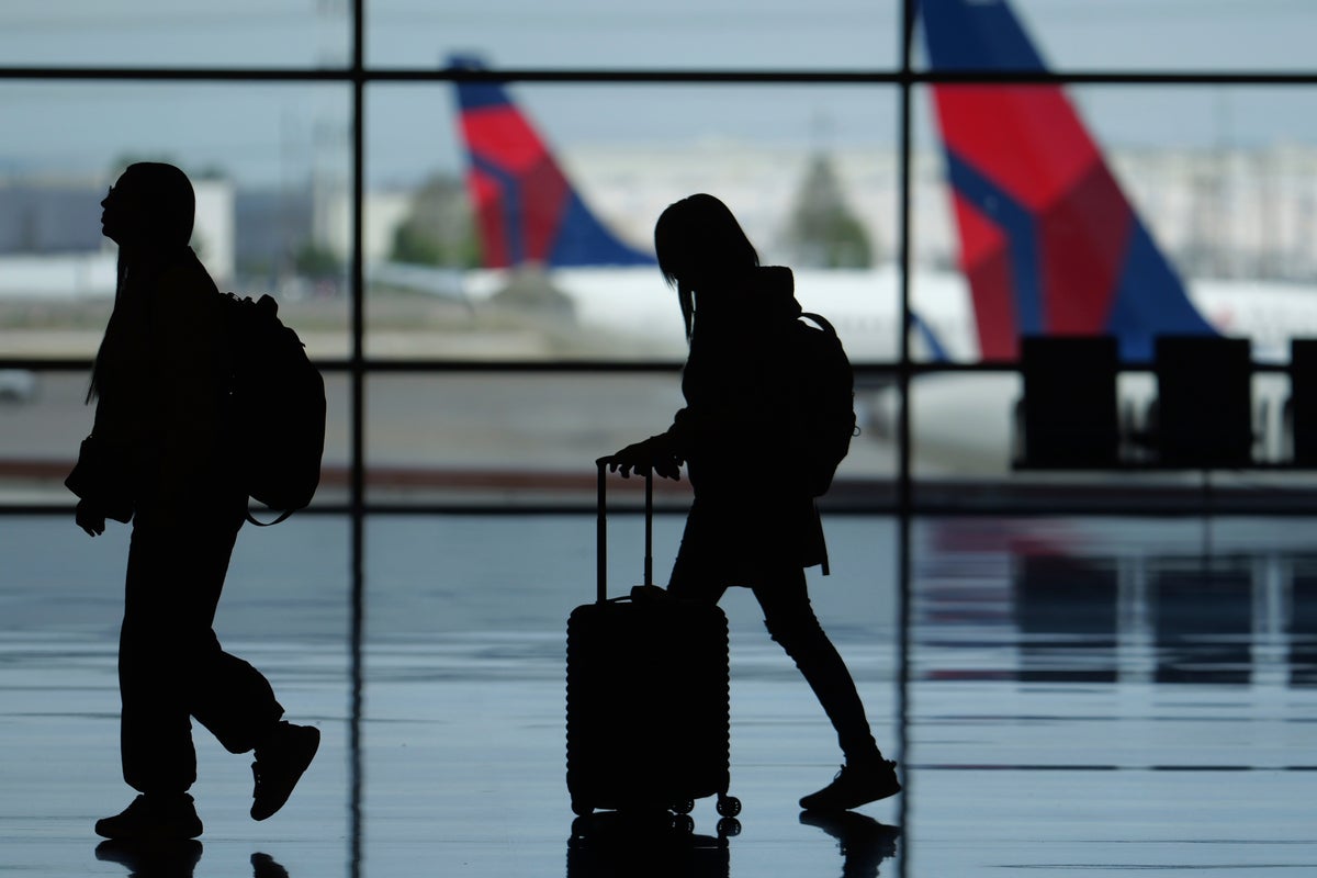 Despite economic concerns, Americans are set on getting away for Memorial Day weekend