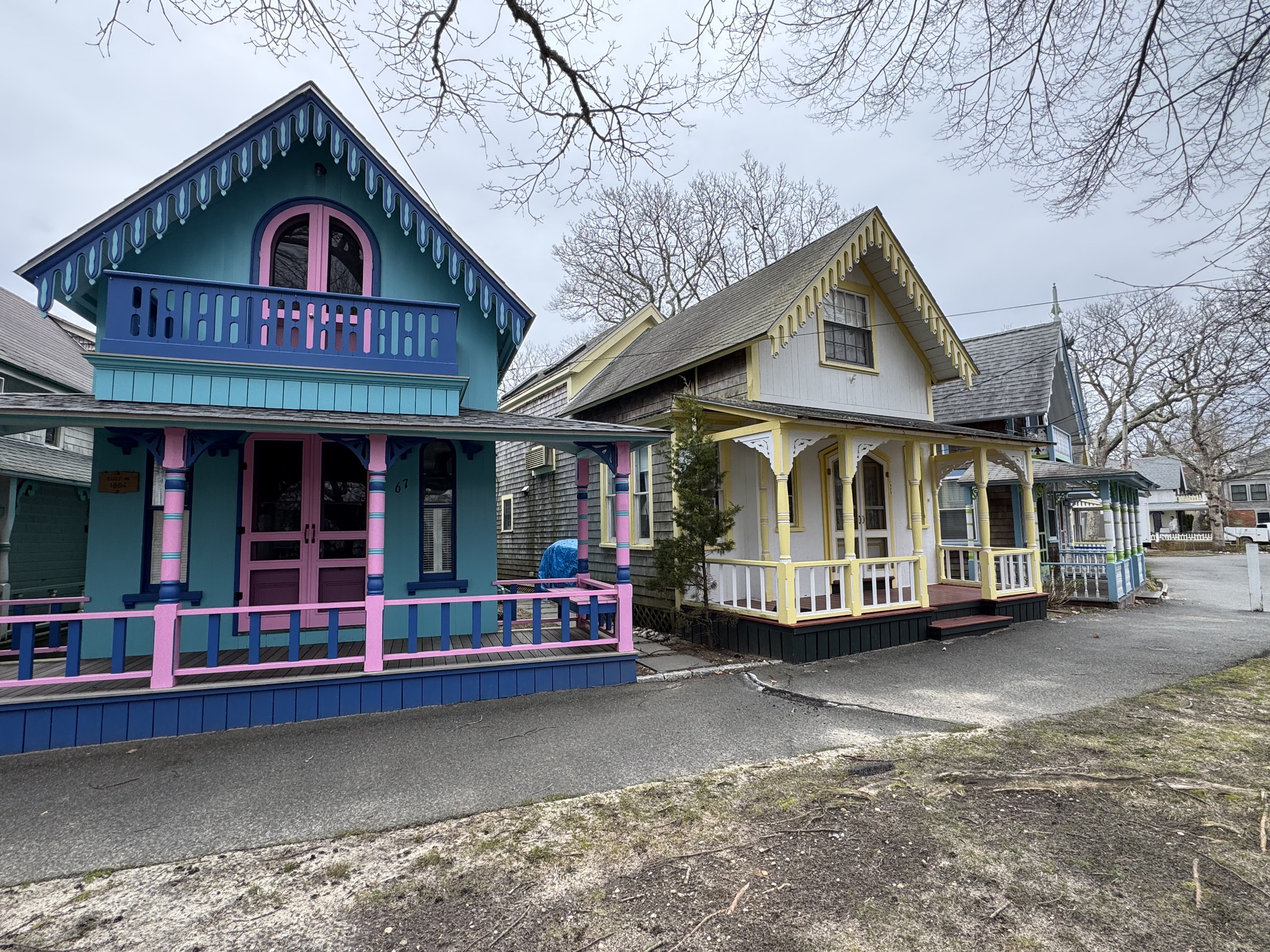 The pretty pastel cottages of Oak Bluffs