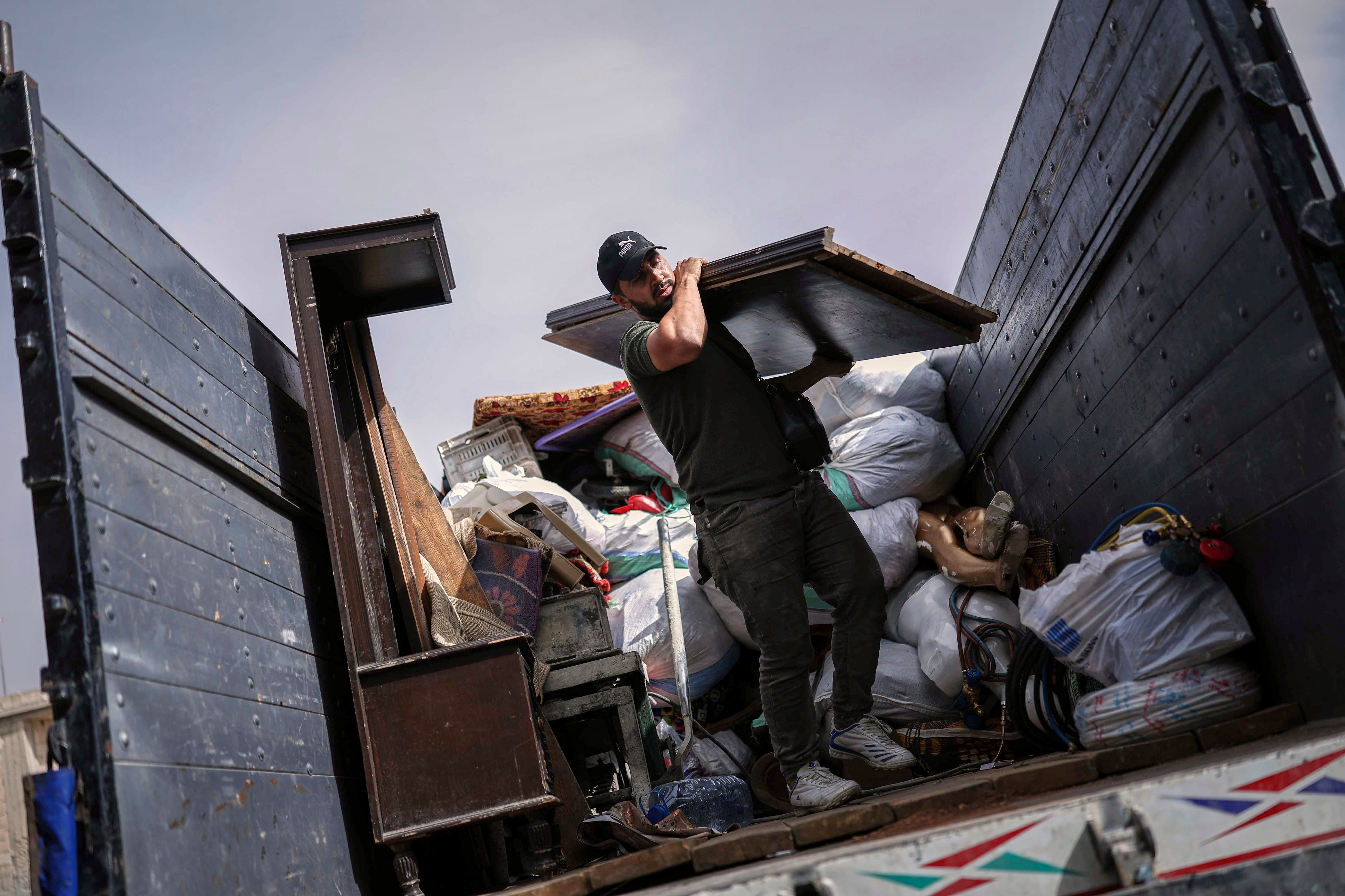 Syria Displaced Return