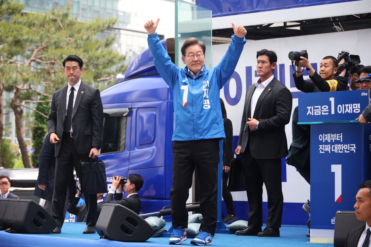South Korean candidates go head-to-head in first fiery presidential debate