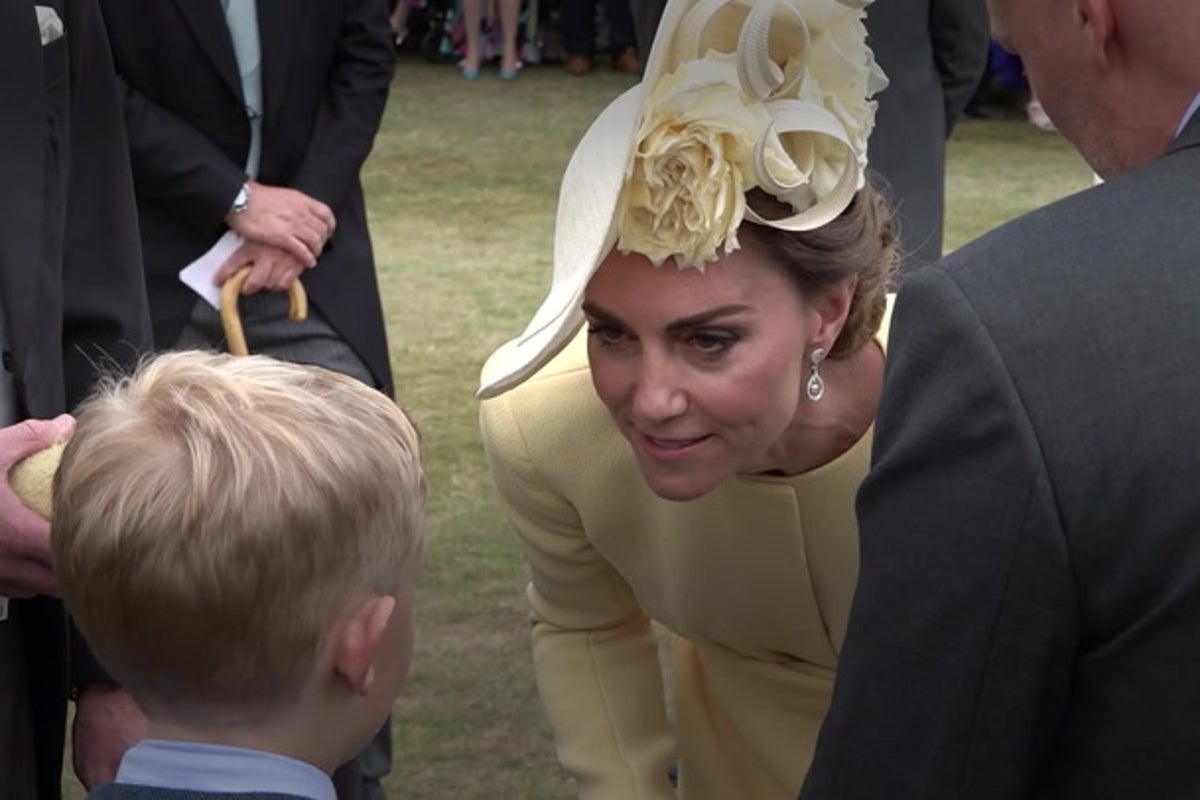 Kate’s touching words to brother of teenage girl who died from cancer