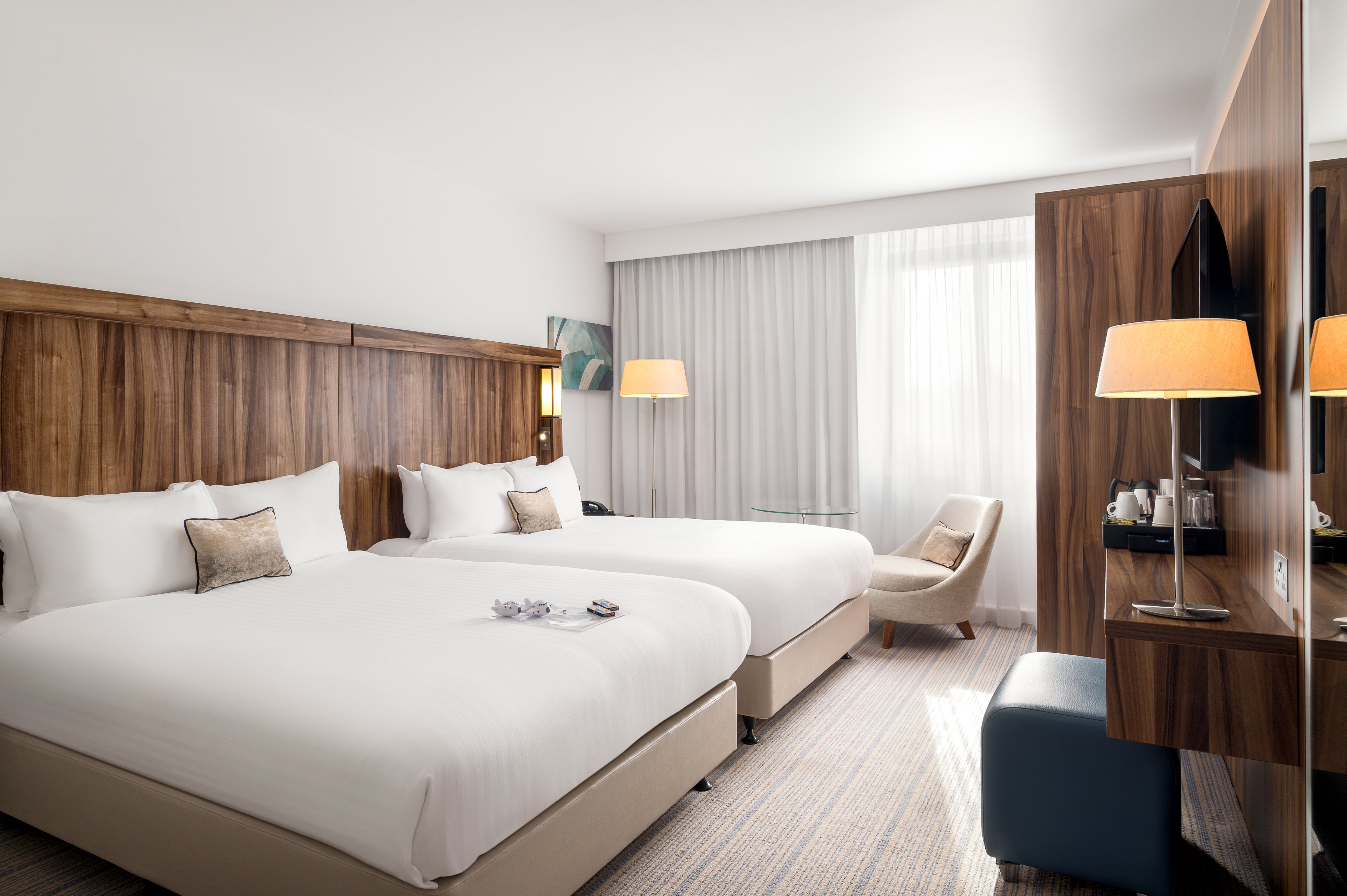 Courtyard Glasgow Airport hotel is just a five-minute walk from the airport