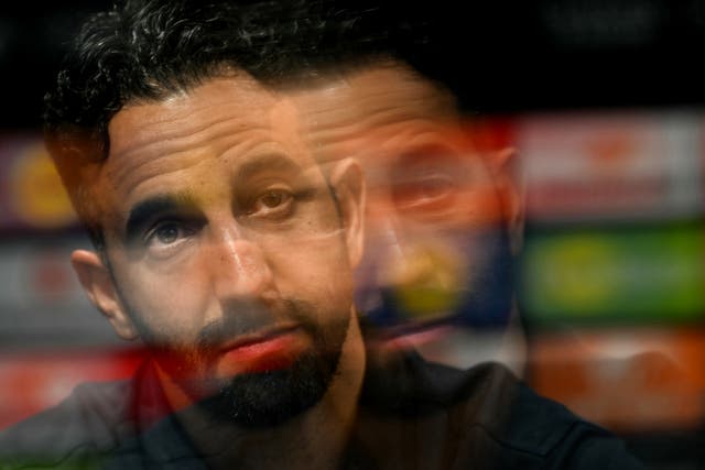 <p>Ruben Amorim could use Mason Mount as a false nine over the struggling Rasmus Hojlund</p>