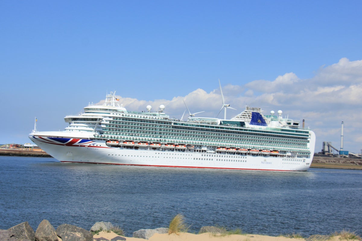 Thousands of passengers disappointed after P&O Cruises cancel 35-night voyage