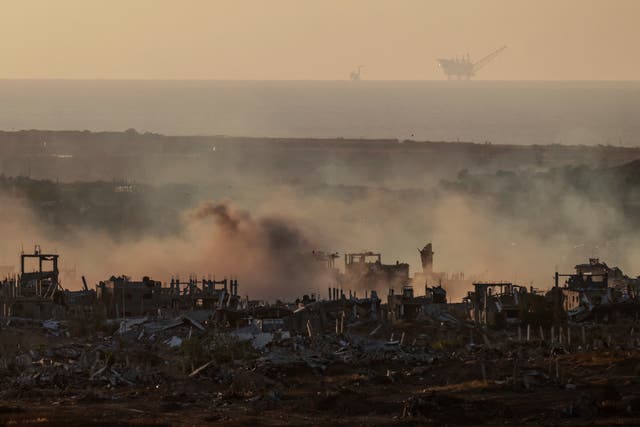 <p>Israeli strikes in the Gaza strip have killed another 20 people on Sunday</p>